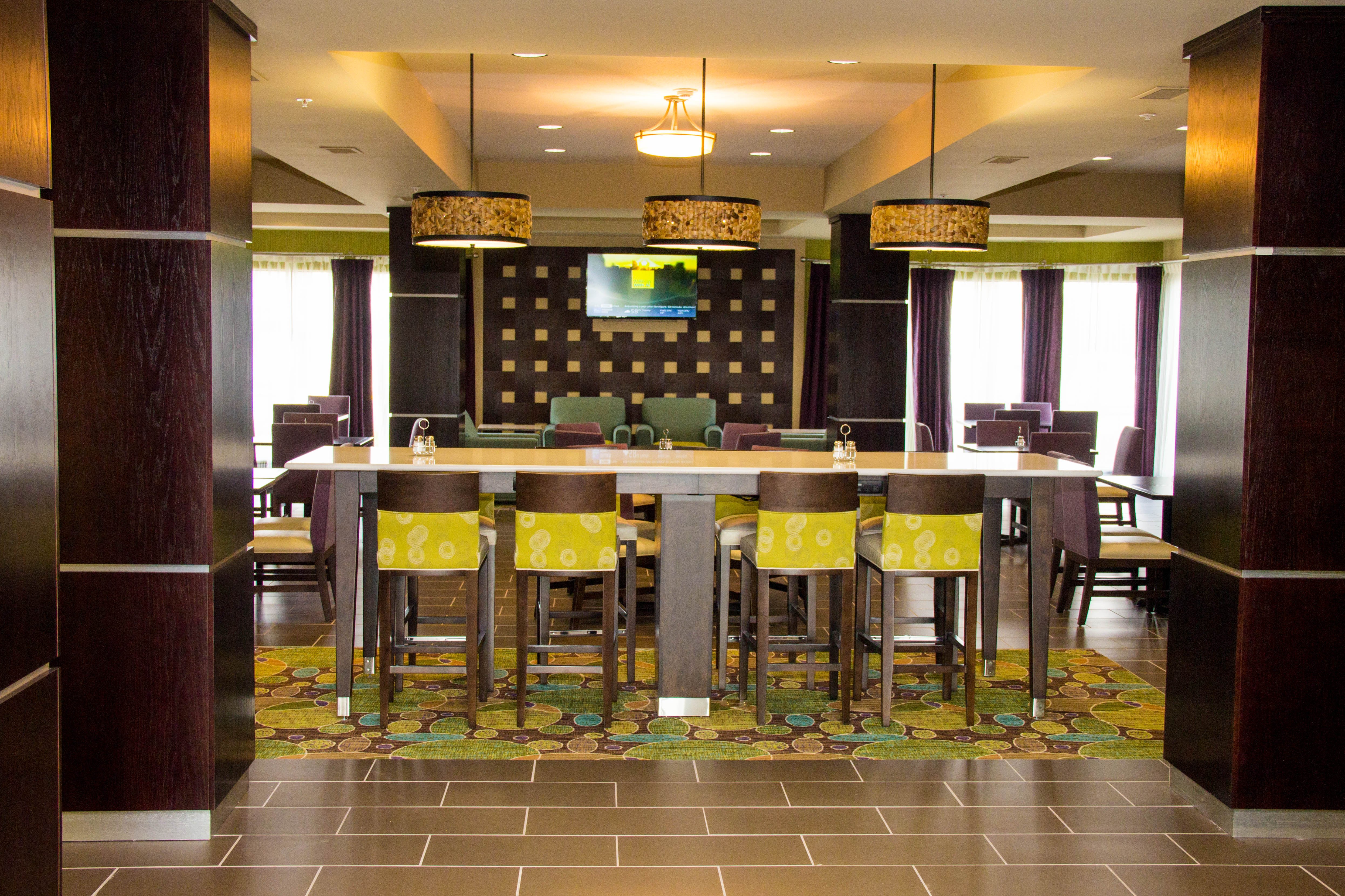 Holiday Inn Express & Suites Sikeston 24/30