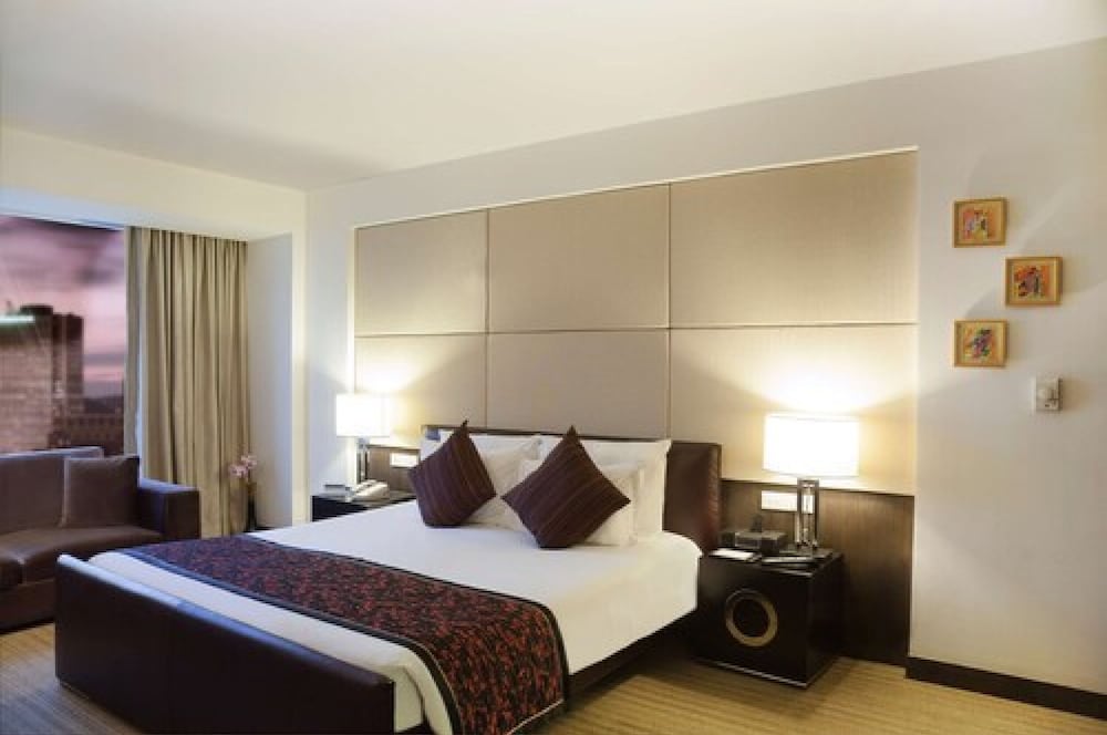 Radisson Blu Hotel Pune Kharadi 12/77