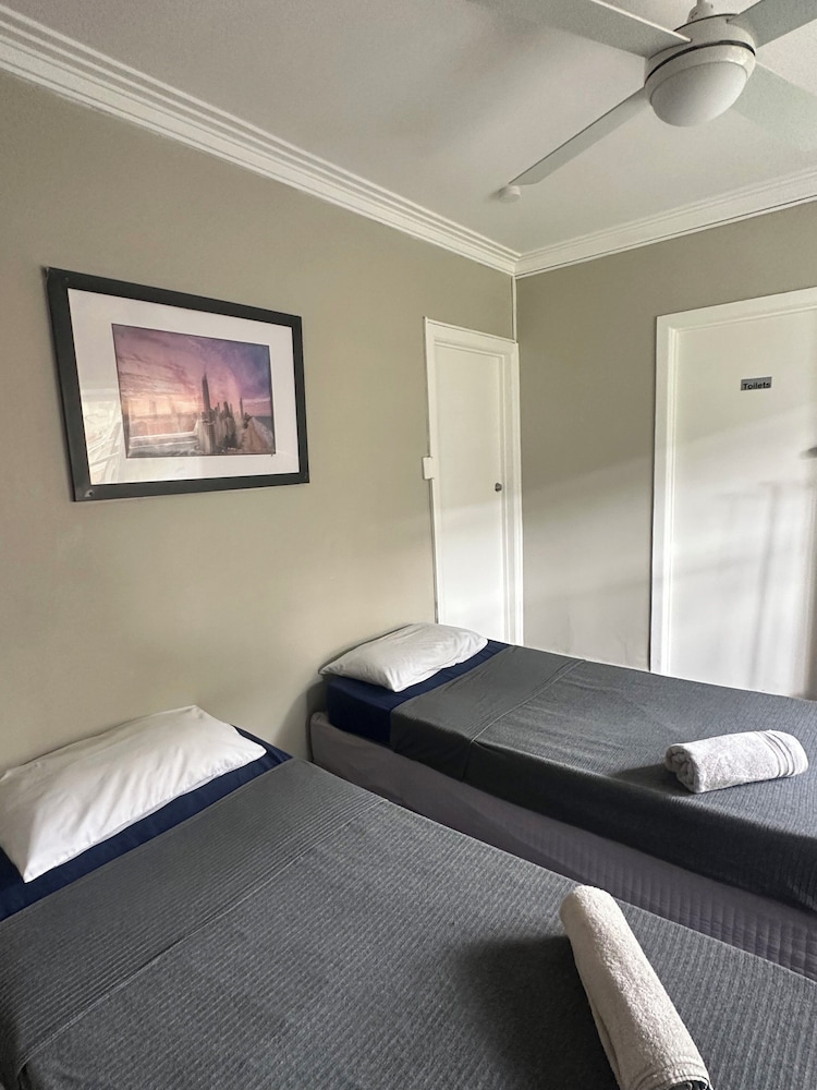 Backpackers In Paradise Hostel 17/60