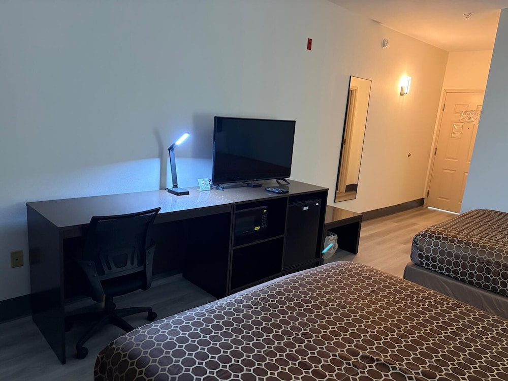 Regency Inn 39/59