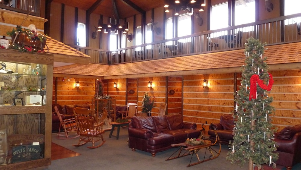 RiverBank Lodge 4/34