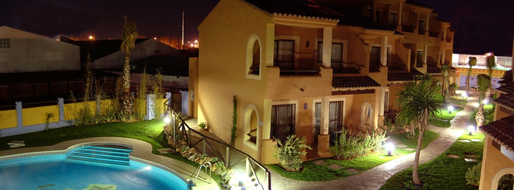 APARTHOTEL LA ESPADANA in ROTA