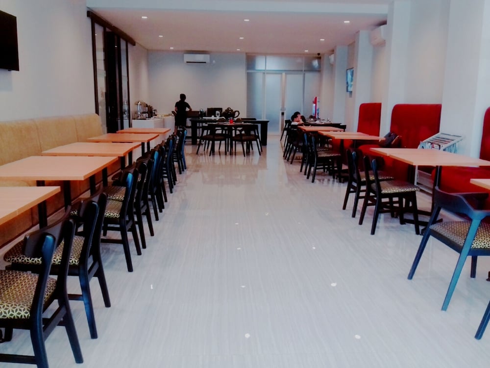 Moscha Hotel 28/32