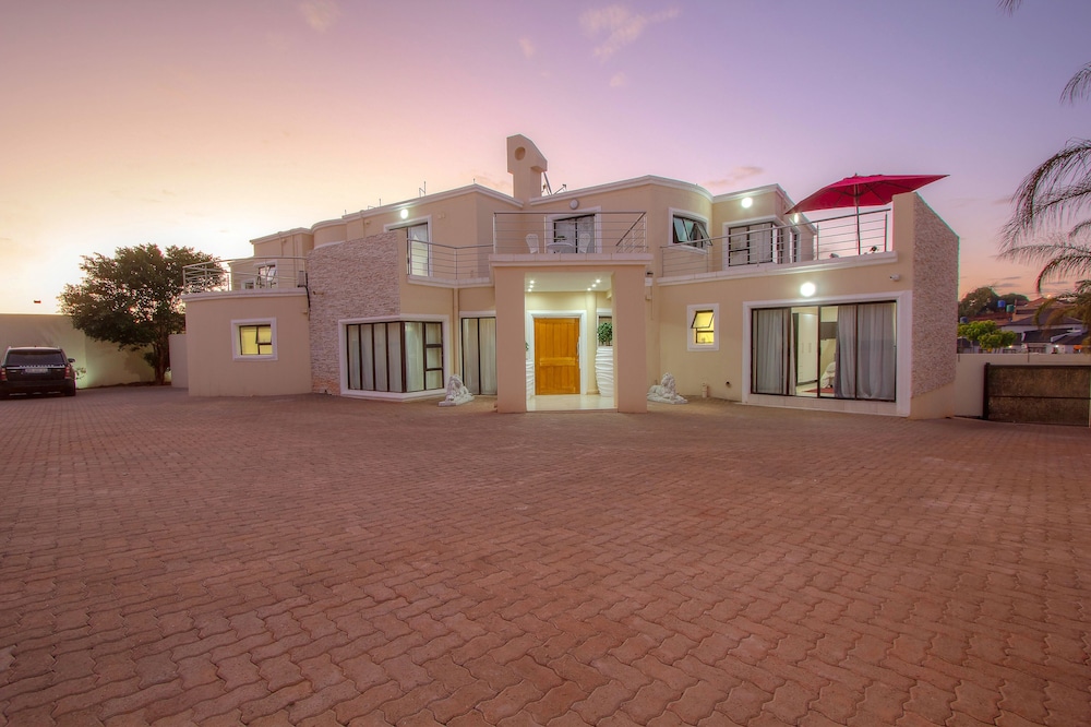 Royal Hills Lodge and Spa 34/41