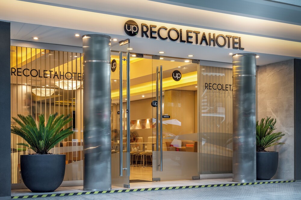 Up Recoleta Hotel 5/56