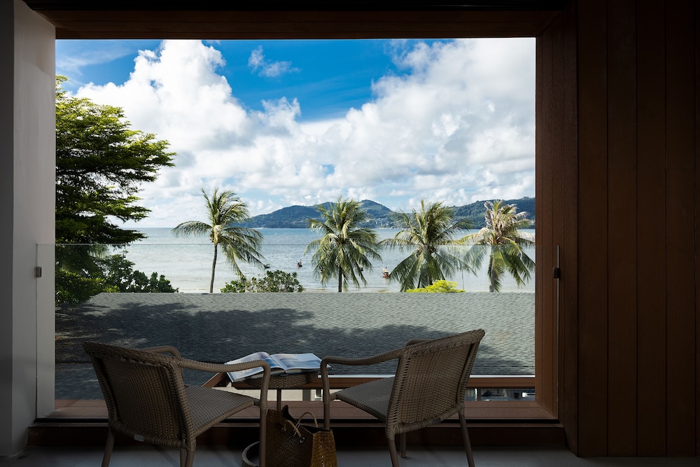 Liv Hotel Phuket Patong Beachfront 6/69