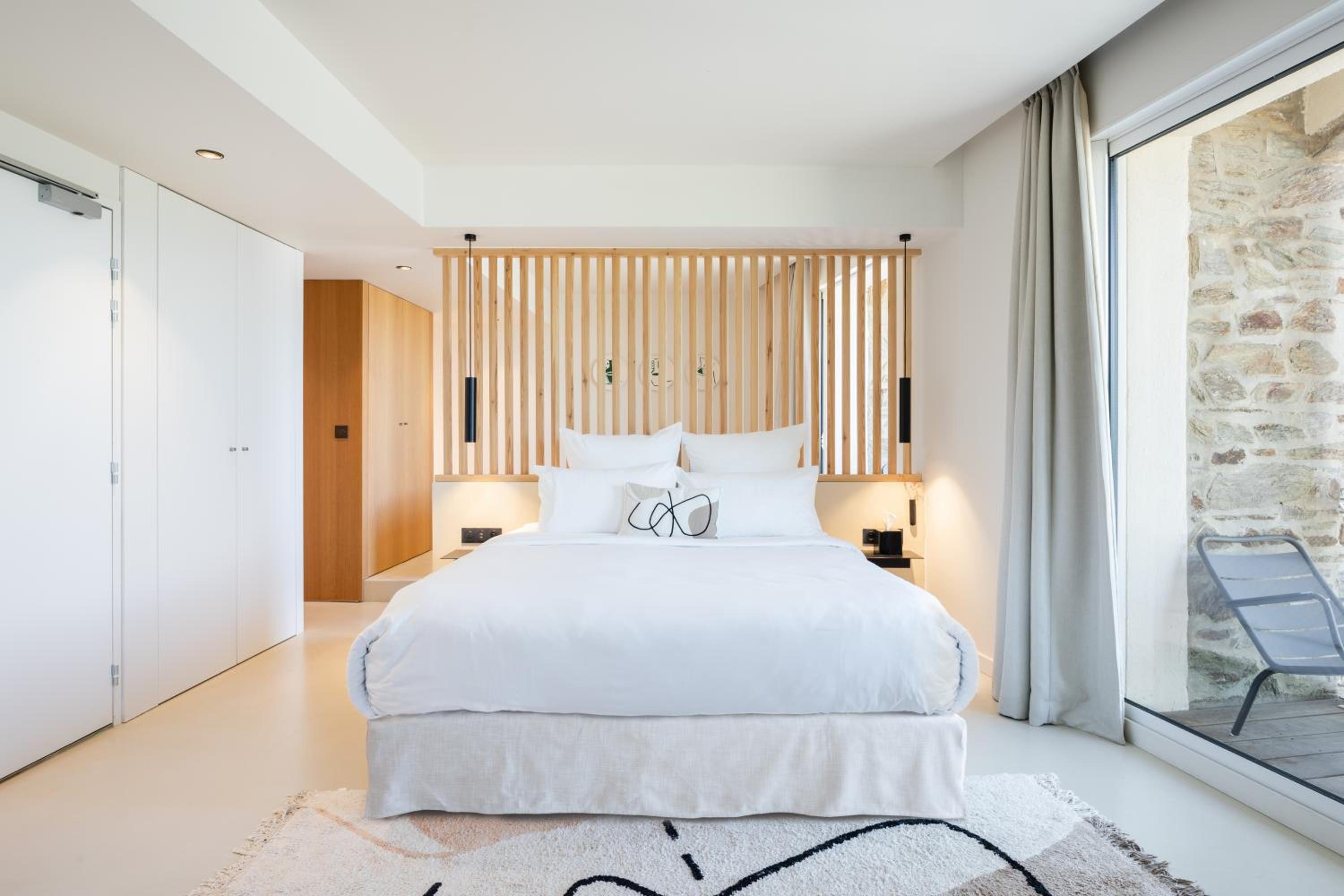Suite, Hot Tub