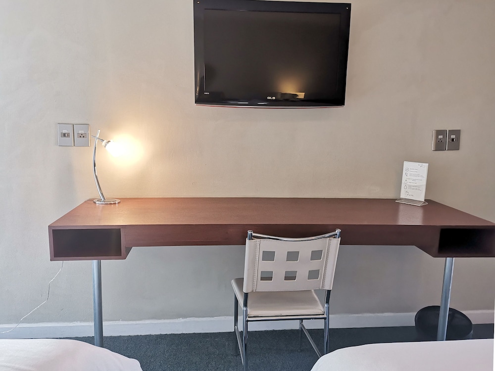 Casa Fusion Hotel Boutique 37/49