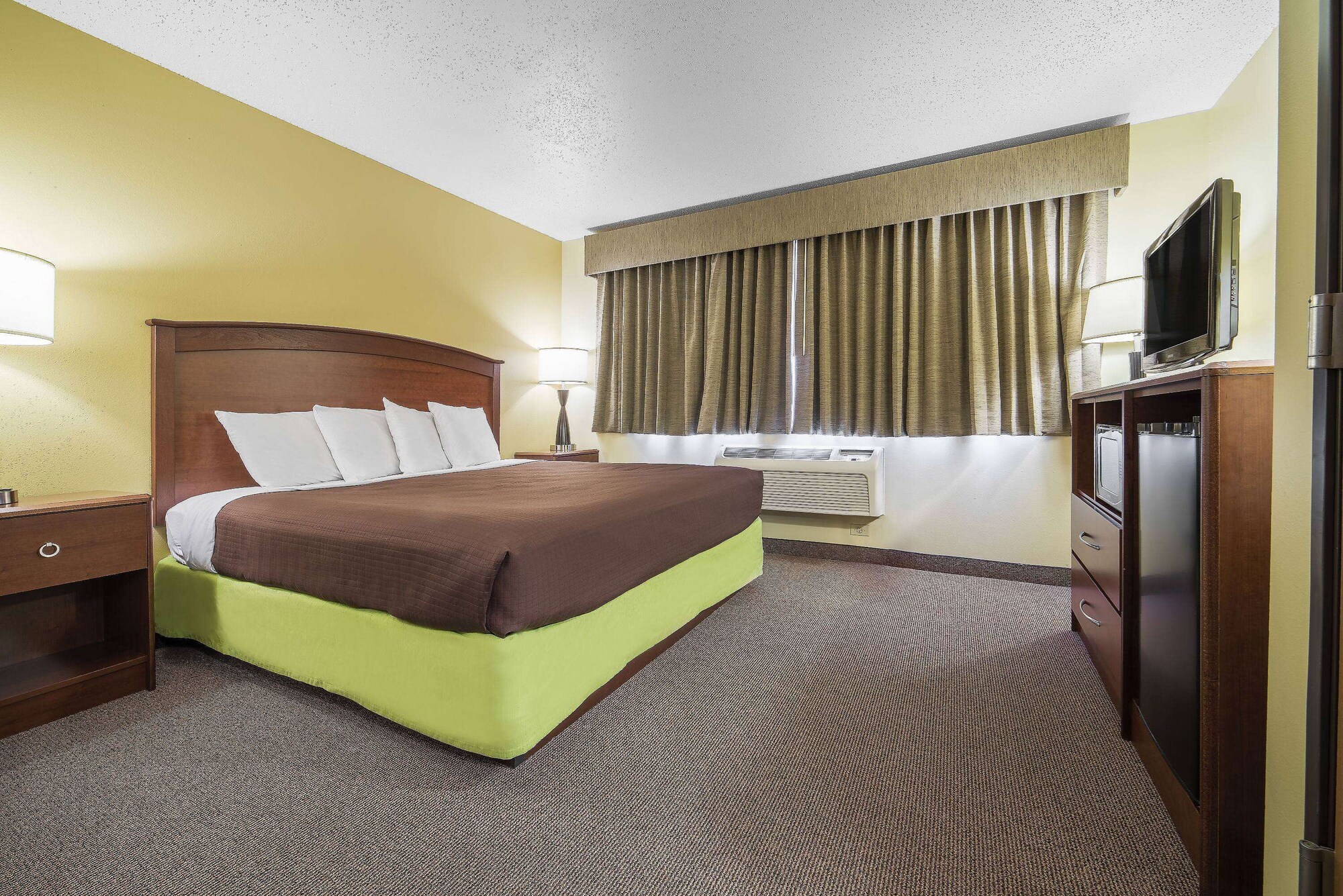 1 BEDROOM, DELUXE, SUITE, KING BED