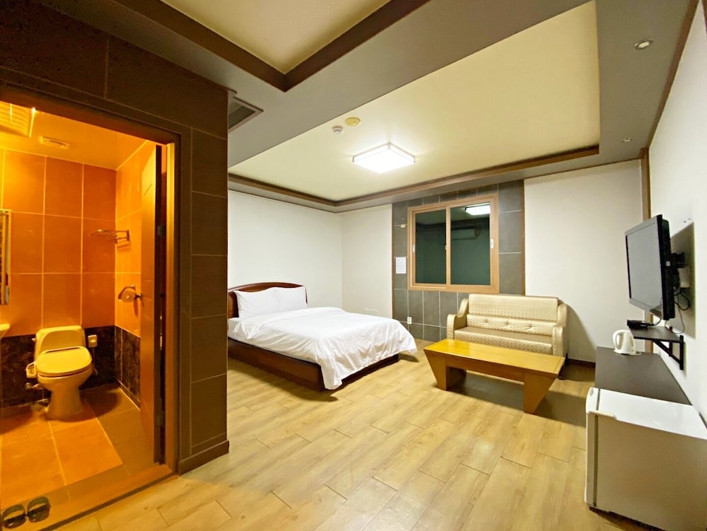 F1 Hotel 19/32