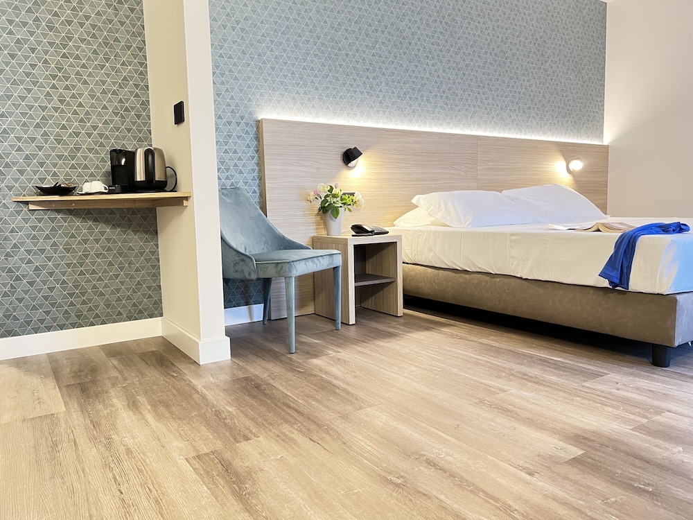 Hotel Gardenia 5/50