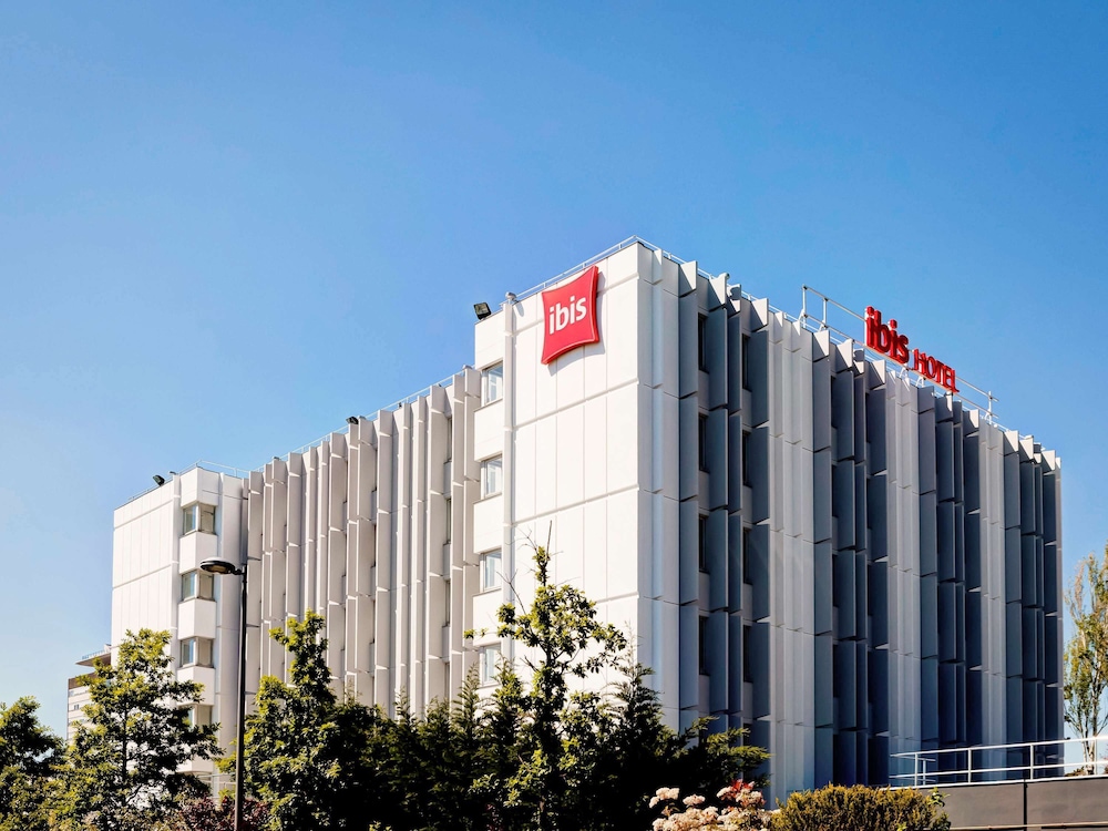 Ibis Lyon Est Bron 2/67