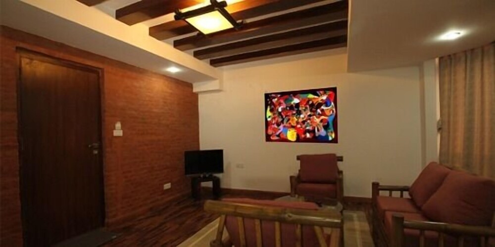Gaju Suite Hotel 48/70