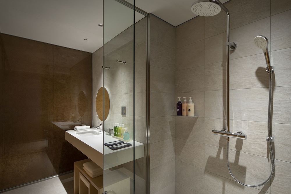 JAPANESE, SUITE, OUTDOOR BATH