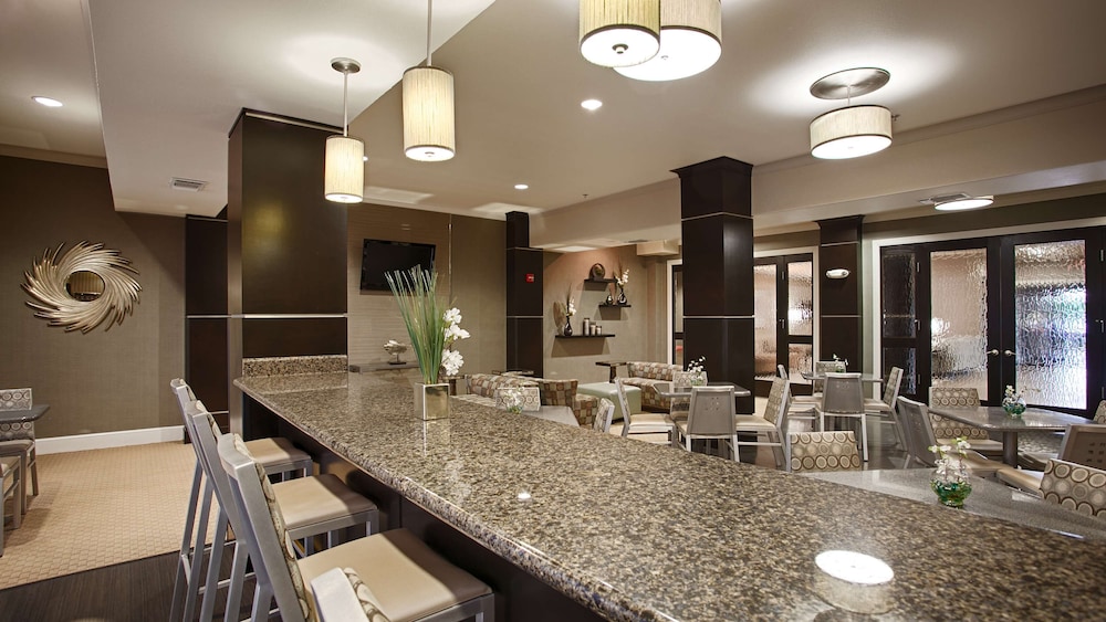 Best Western Plus Texarkana Inn & Suites 21/29