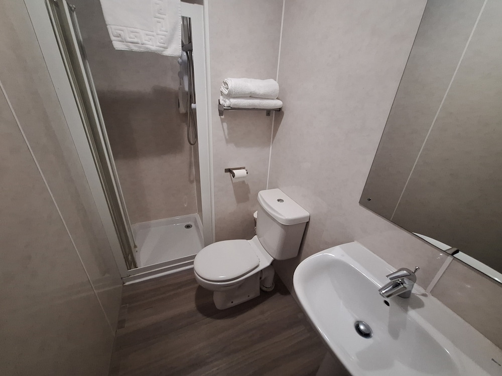 Stockwood Hotel 35/39