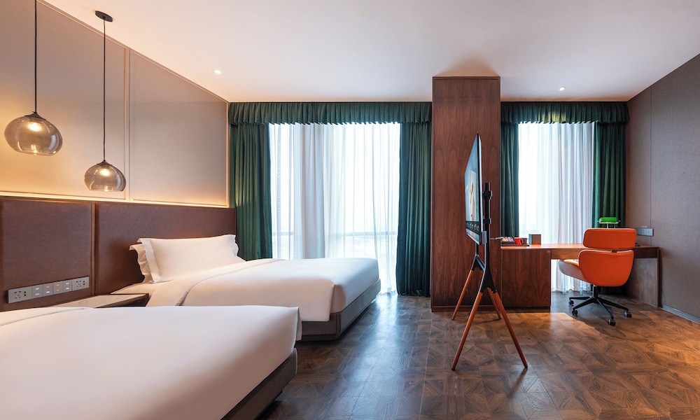 Novotel Shanghai Baoshan Jiusi 7/46