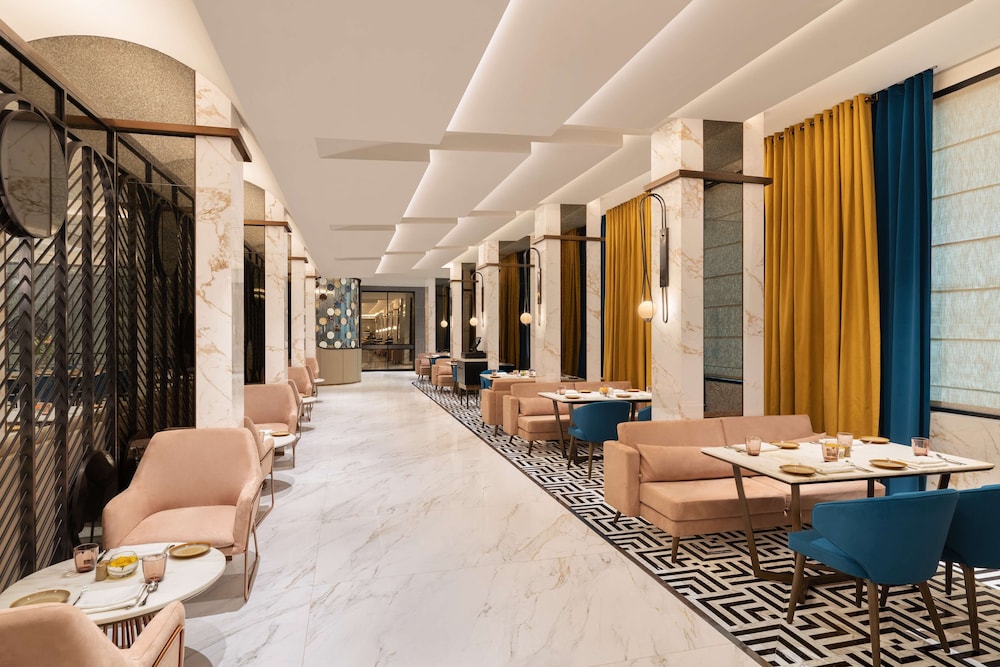 Radisson Mumbai Goregaon 65/75