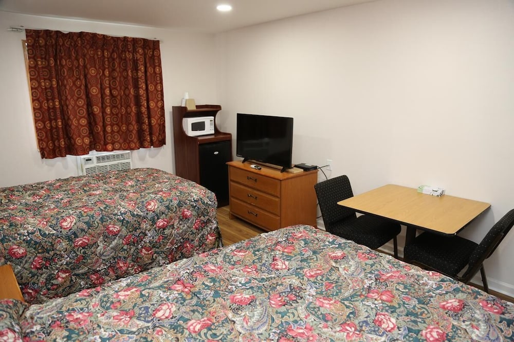 Americas Express Inn 16/22