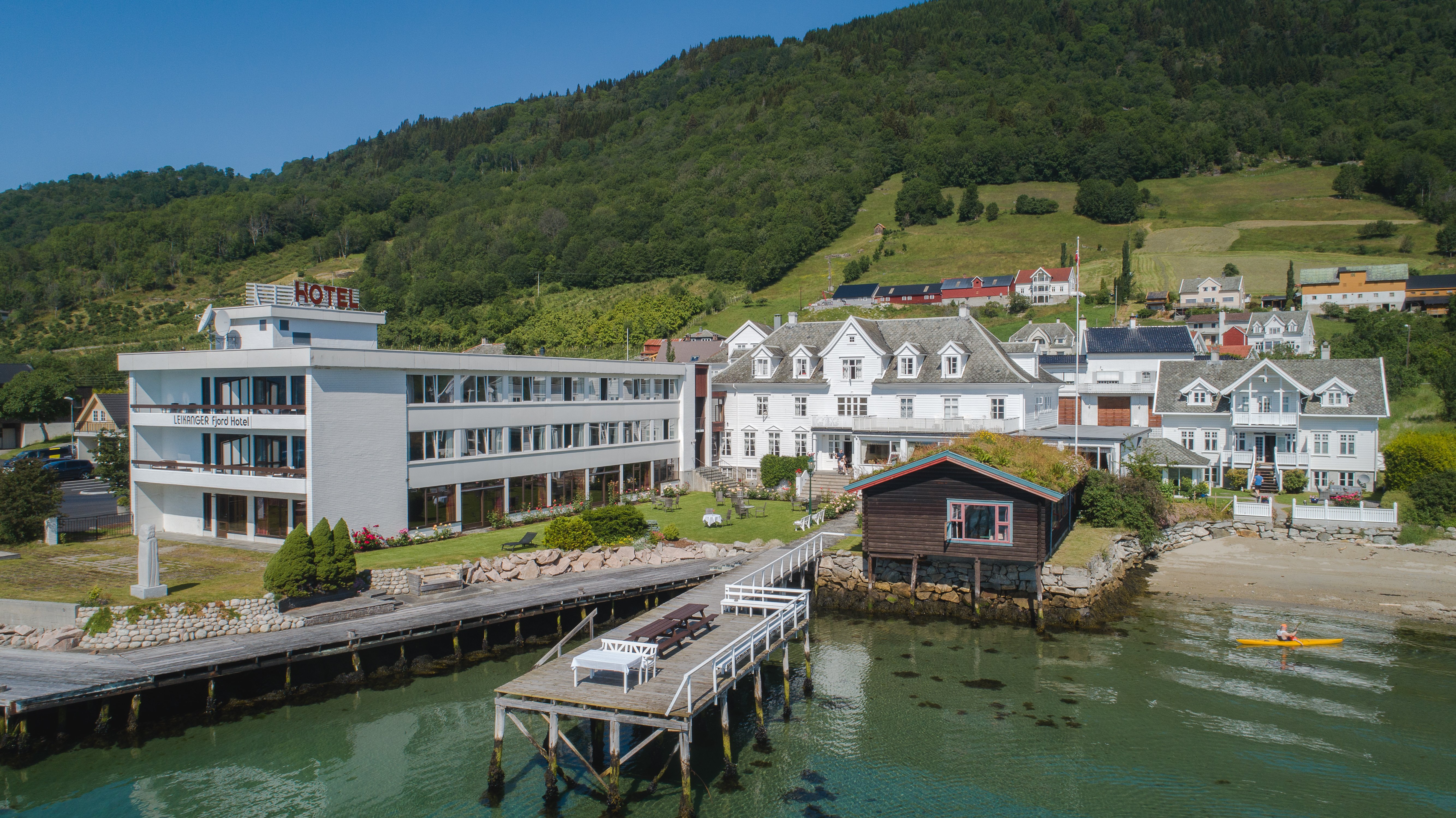Leikanger Fjordhotel 26/30