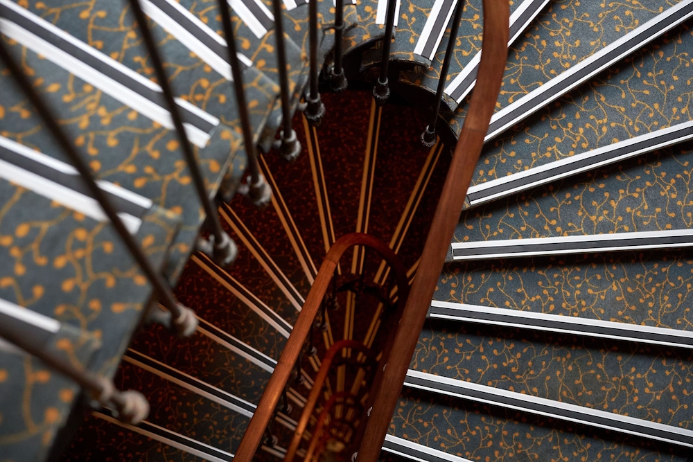 GRAND HOTEL MALHER 32/48