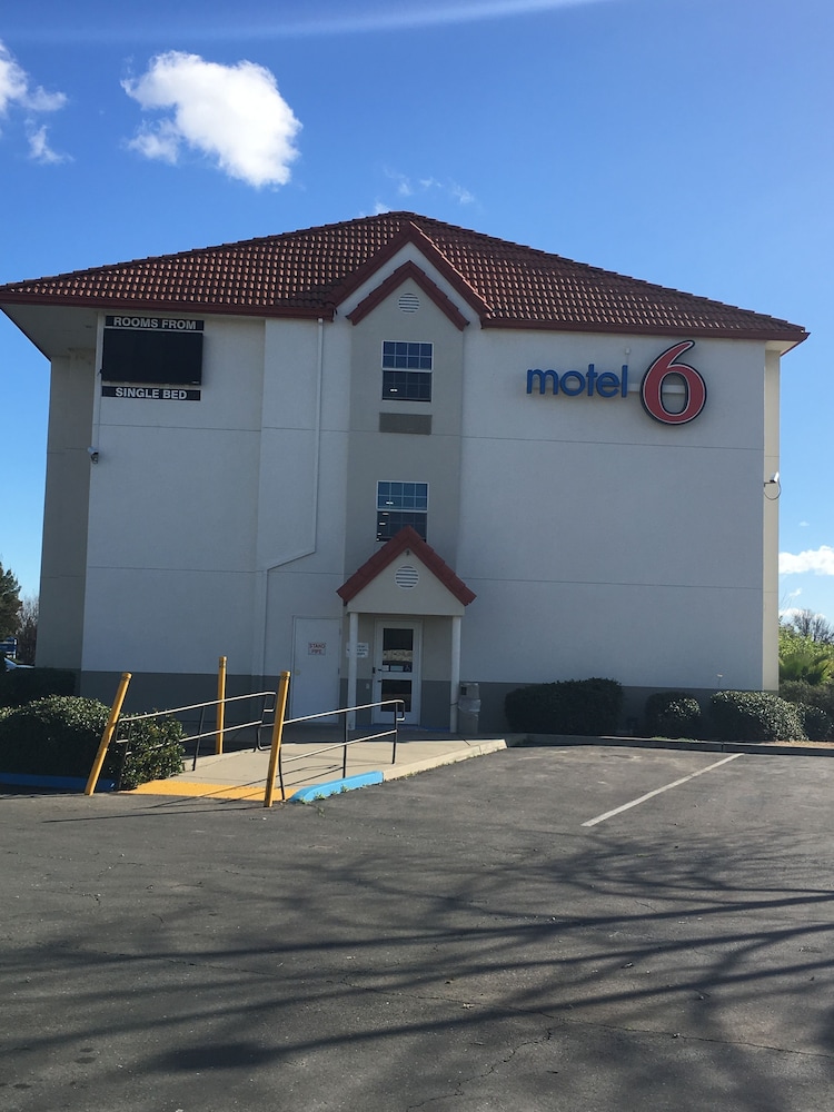 Motel6 Dixon, CA 47/58