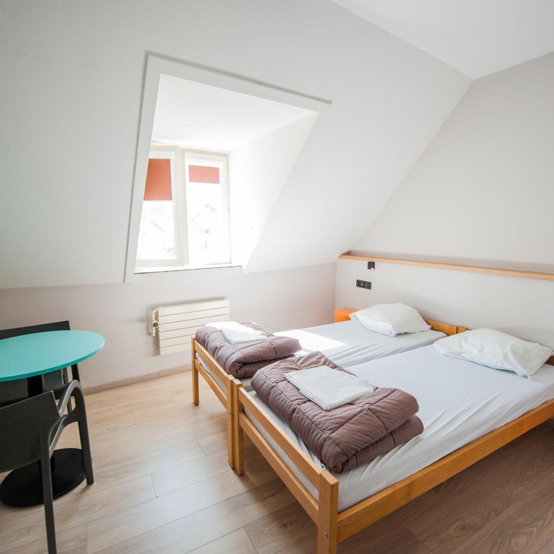 Jacques Brel Youth Hostel 16/48
