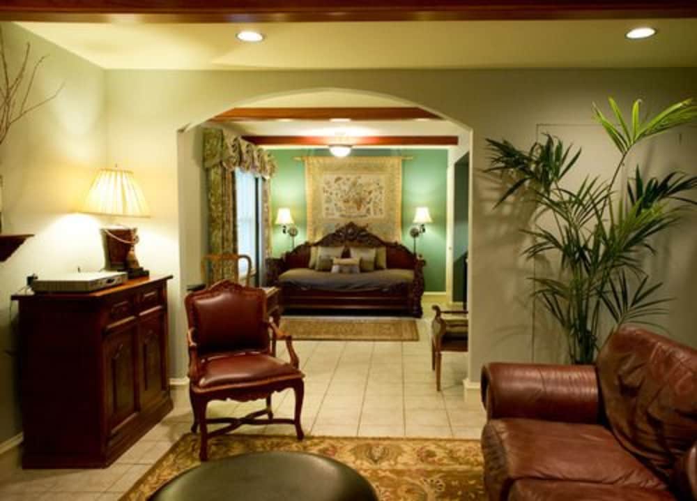 Sanford Houses Inn and Spa 31/50