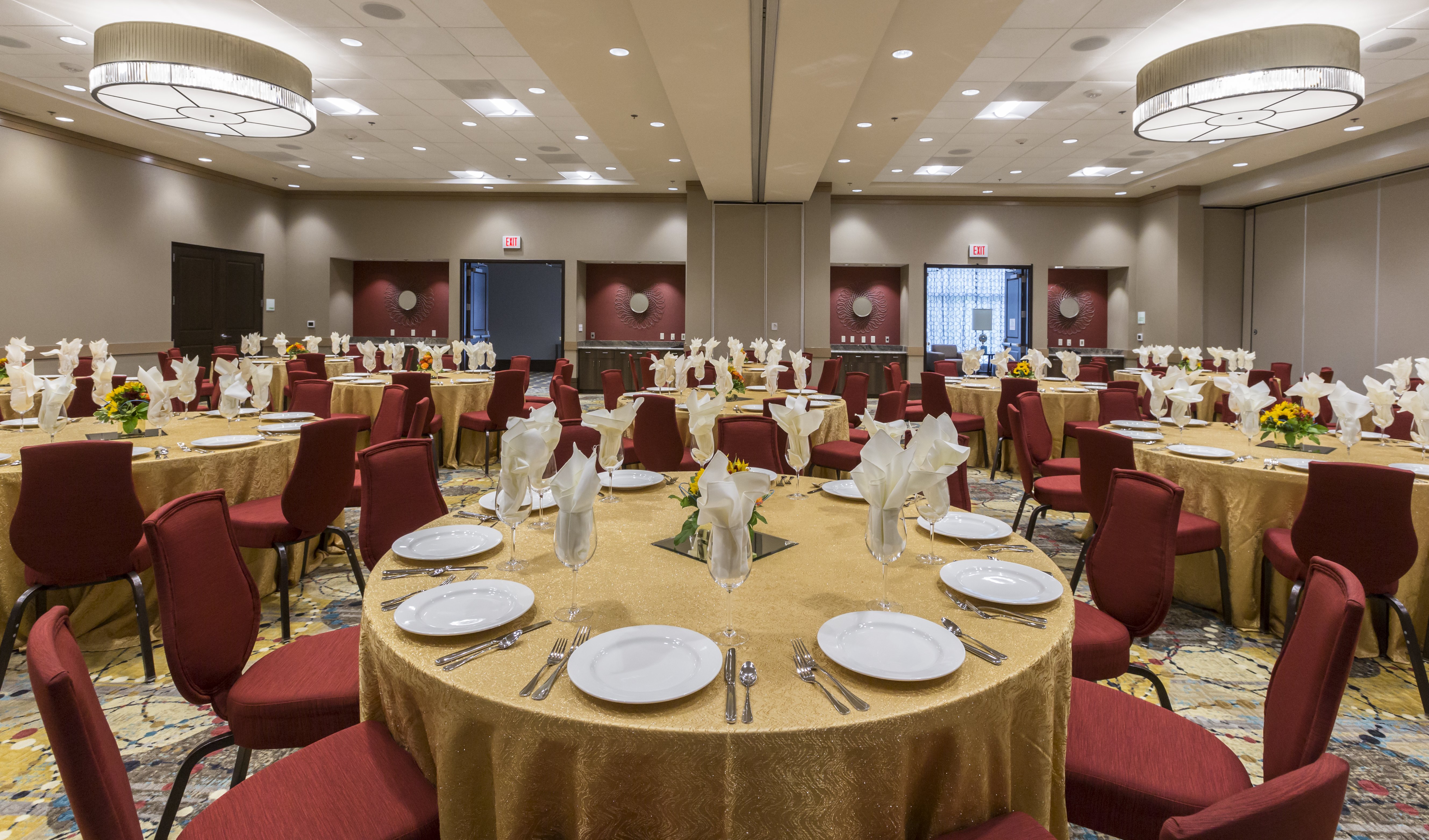 Crowne Plaza Shenandoah - Woodlands Area, an IHG Hotel 60/68
