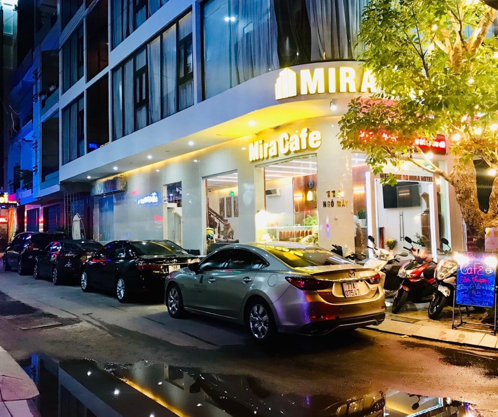 Mira Hotel 28/32