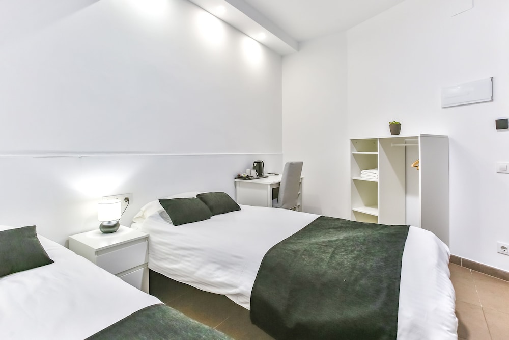 Laramond Barcelona Rooms 21/58