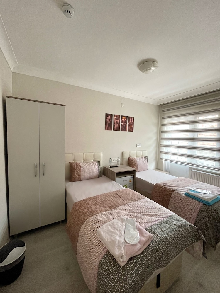 Tekinler Otel 12/45