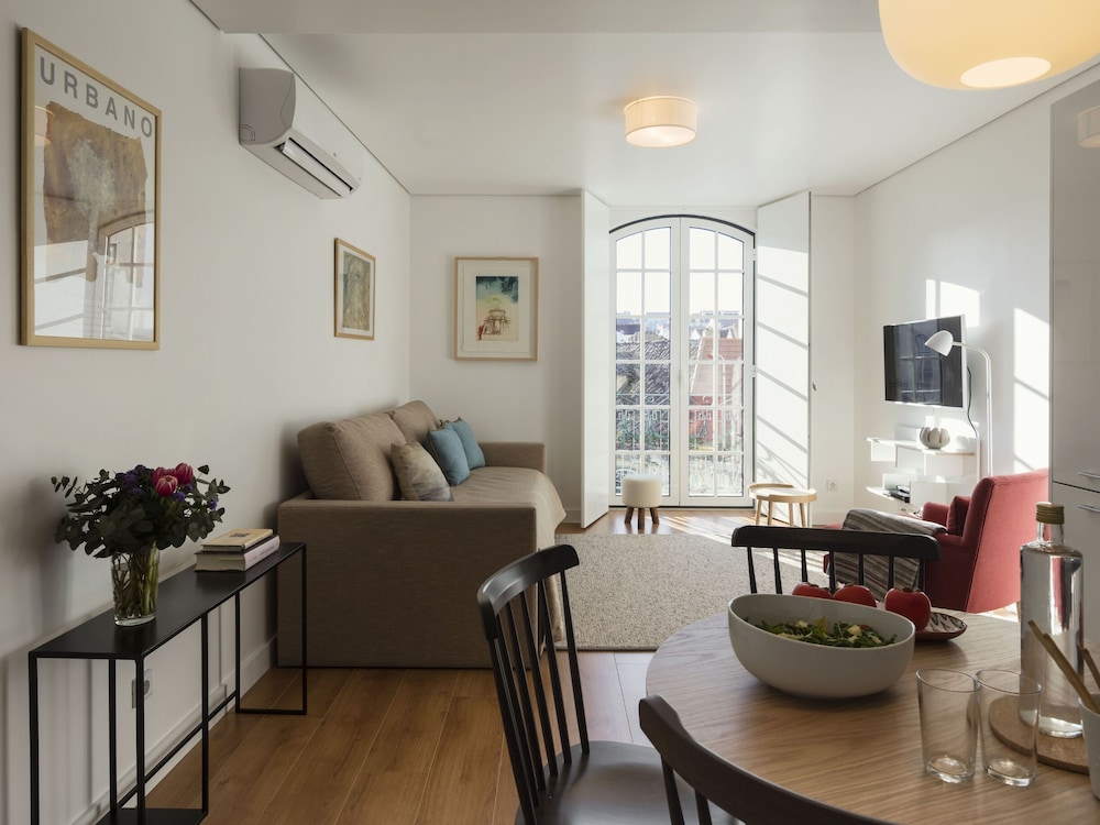 LISBON SERVICED APARTMENTS BAIXA CASTELO 47/74
