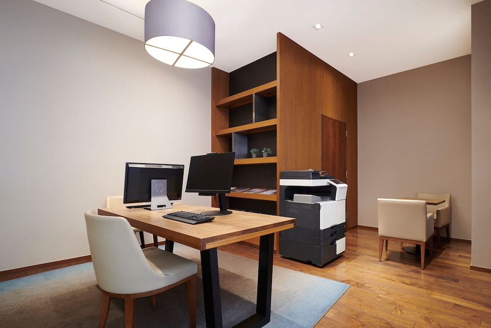 Courtyard By Marriott Seoul Times Square 51/58