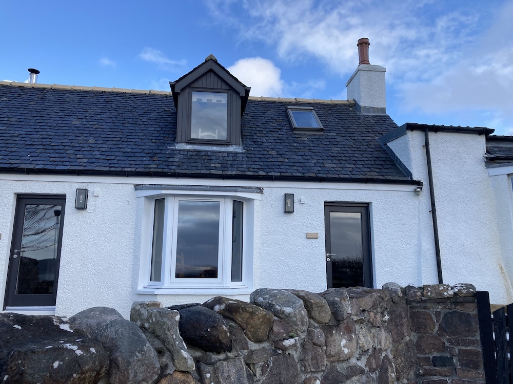 Summer Isles Hotel 3/50
