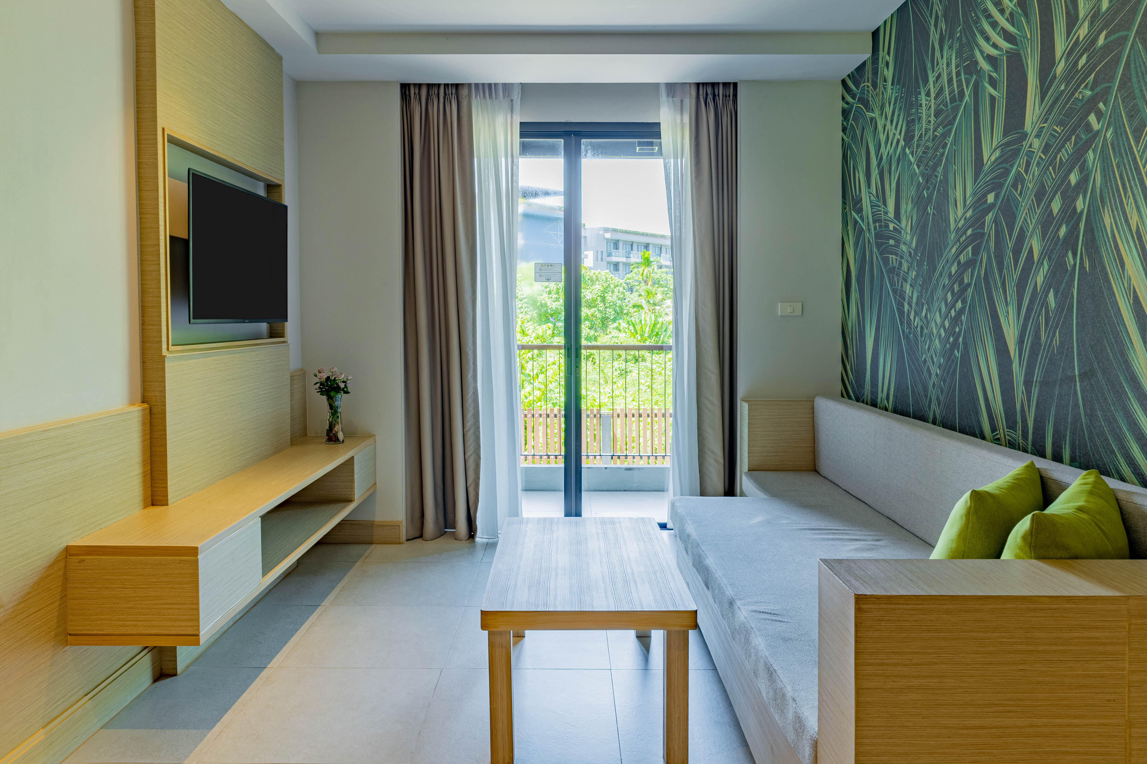 2 Bedrooms, Family