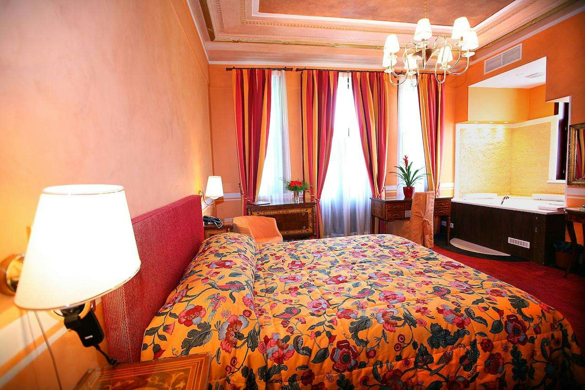 Vigo Hotel 13/26