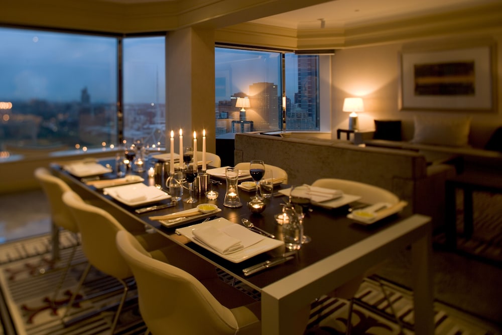 Grand Hyatt Melbourne 54/61