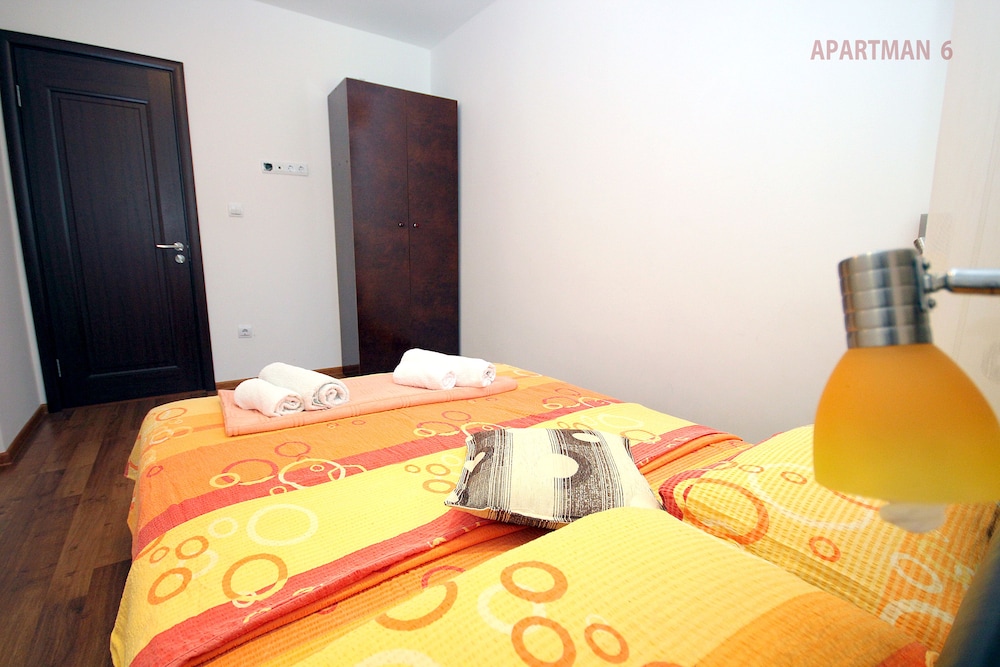 Apartments Kojic 16/75