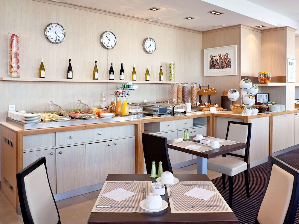 restaurant-cafeteria
