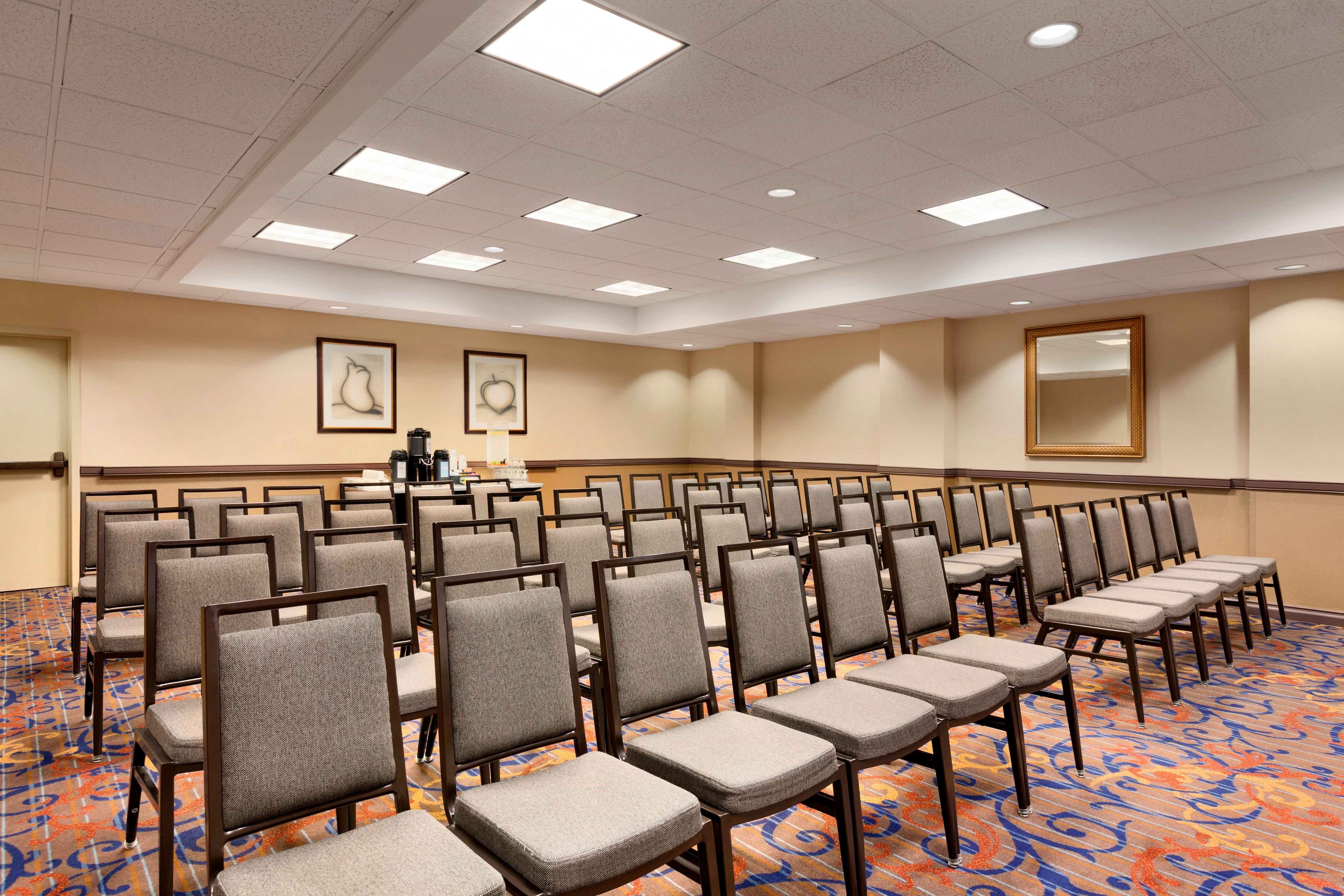 Embassy Suites by Hilton Santa Clara Silicon Valley 42/45