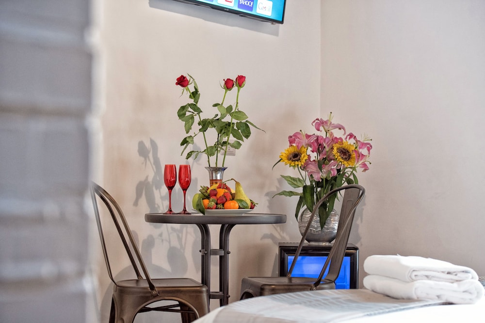 Navona Rooms with Jacuzzi 57/71