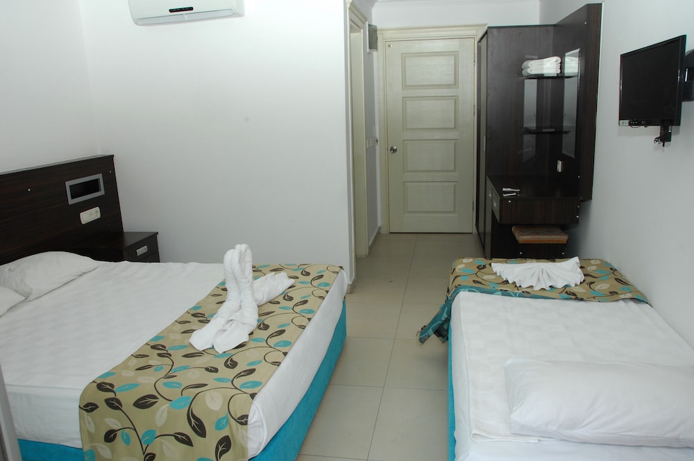 Orient Apart Hotel 13/25
