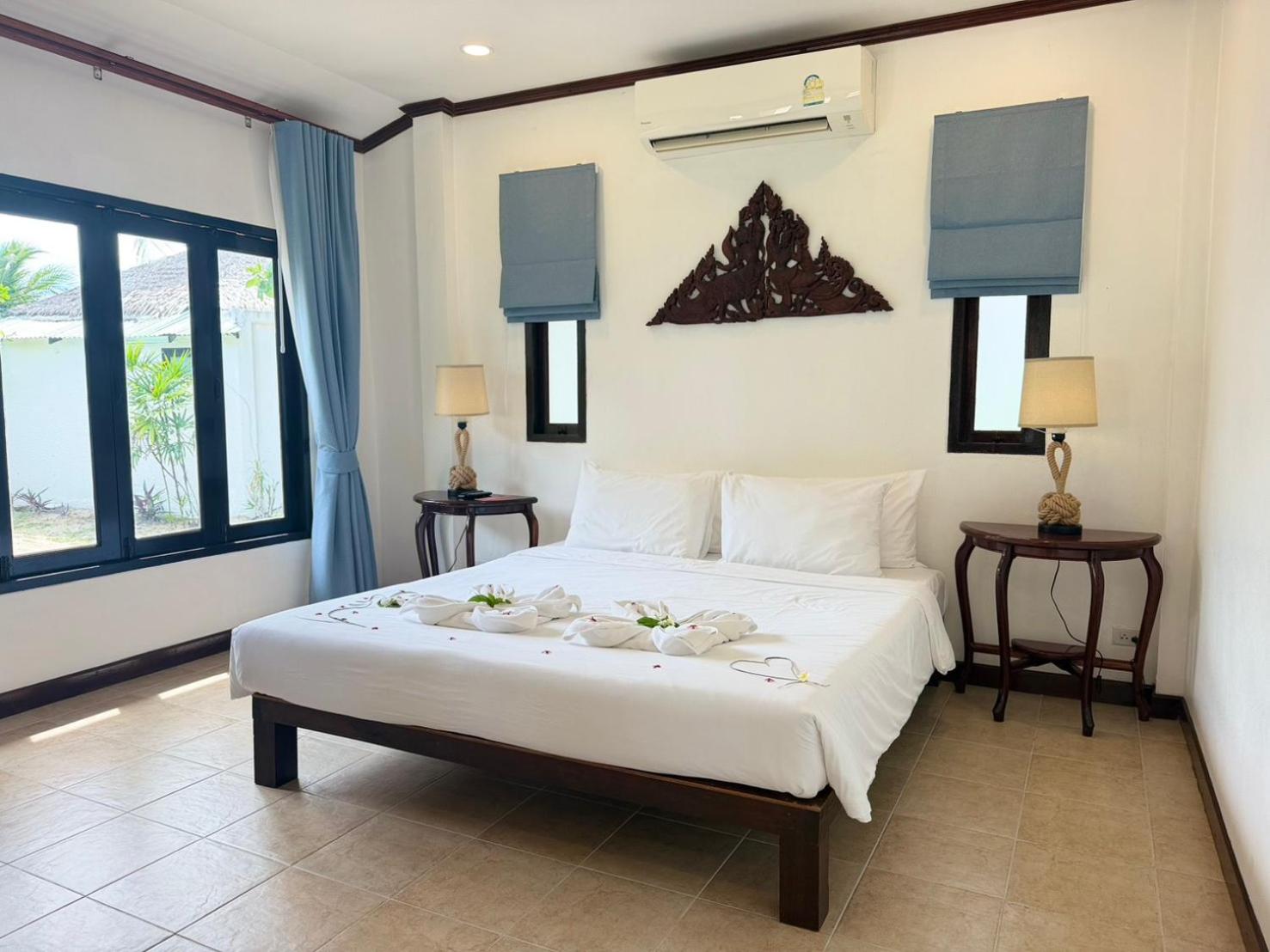 Beach, Cottage, Queen Bed
