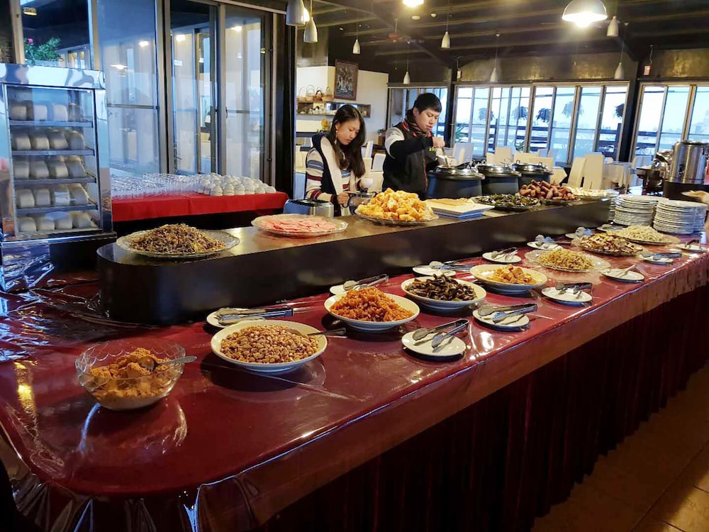 Chang Hong Villa Hotel 60/69