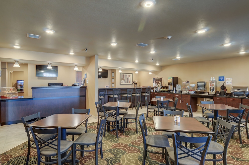 Cobblestone Inn Suites Kersey Co 44/52