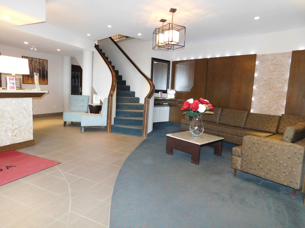 Ramada By Wyndham Kamloops 7/47