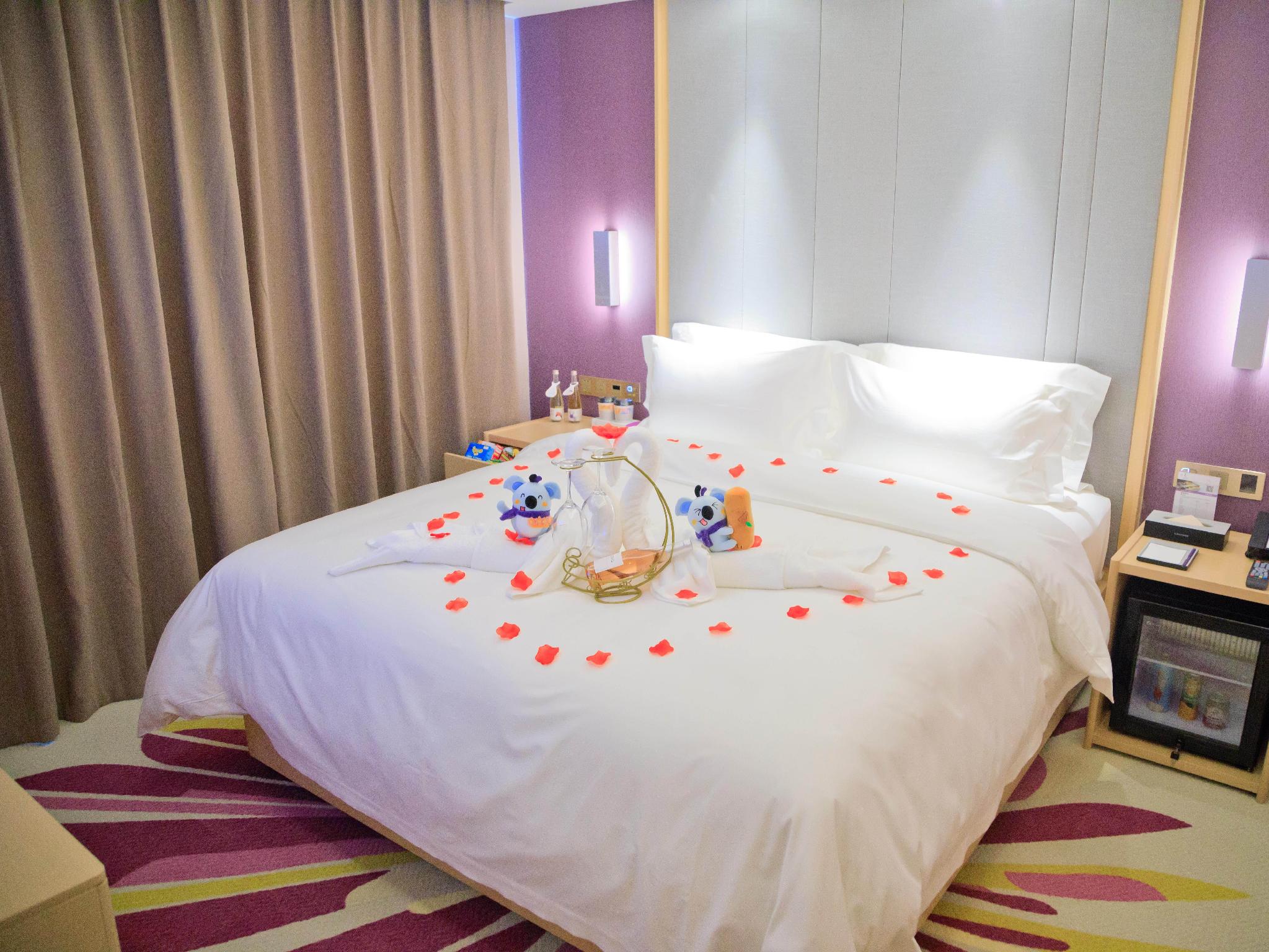 Lavande Hotel(Shenzhen Shajin Houting Metro Station Branch) 12/36