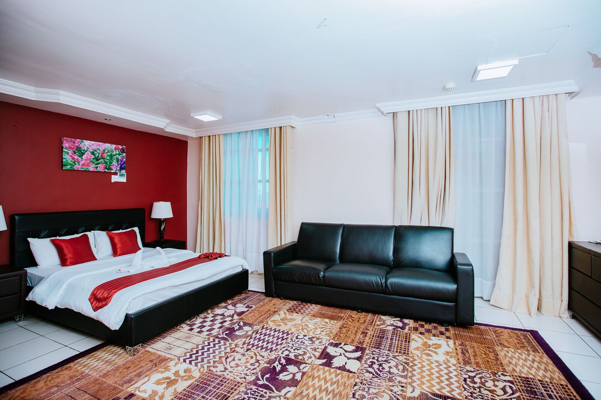 FAMILY, MULTIPLE BEDS, TERRACE