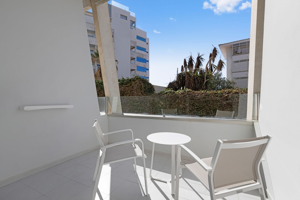 Aparthotel Fontanellas Playa 3/71